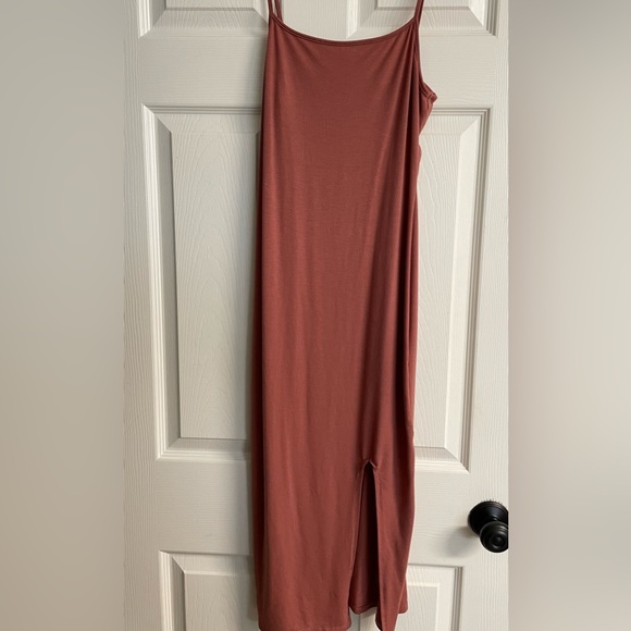 Dress - Picture 2 of 5